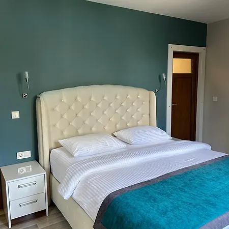 Azur 3*